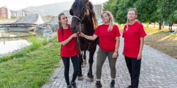 Три девојки годинава меѓу коњаниците на Илинденскиот марш