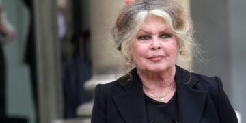 Поради проблеми со дишењето, брза помош интервенирала во домот на Брижит Бардо