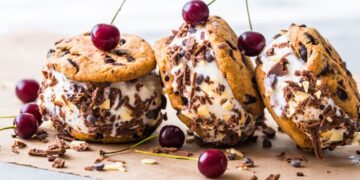 Рецепт за сладолед од вишна и чоколада