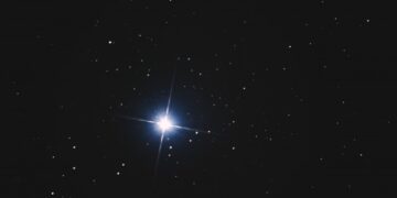 Една од најсјајните ѕвезди на небото наскоро може да експлодира, тврдат јапонски научници