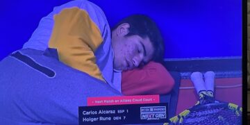 Карлос спиел два часа пред мечот со Ѓоковиќ, Шпанецот тврди дека затоа ѝ победи на Вимблдон