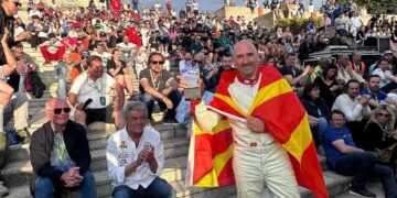 Иџе собра 70 илјади следбеници на Фејсбук: Вие сте мојот тим, дел сте од секоја трка и победа