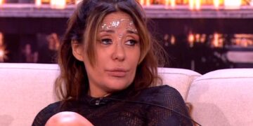 (Видео) Ана Николиќ објави ново видео во кое плаче и моли за помош, рече дека не ѝ е добро и дека ја уценувале