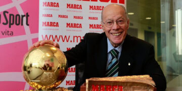 Почина првиот Шпанец кој ја освои „Златната топка“