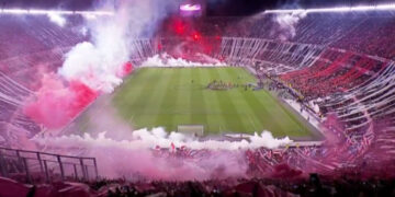 (Видео) Навивачите направија фешта откако Ривер Плата стана шампион