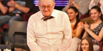 Лесно ти небо, маестро: познатите се простуваат од Кире Костов