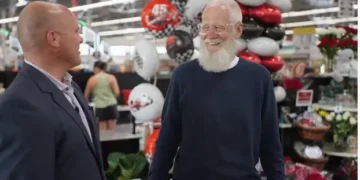 (Видео) По пејачката Лана дел Реј и водителот Дејвид Летерман се вработи во ресторан