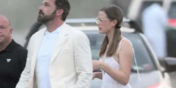 Бен Афлек ја донесе ќерка му на забава, а фановите помислија дека е со Џенифер Гарнер