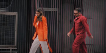 (Видео) Александар Трабунов низ цело Скопје ја брка манекенката Јована 