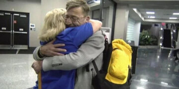 Жена по 54 години го пронајде братот