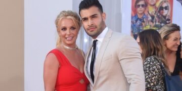 Бритни Спирс го изневерувала сопругот со вработен