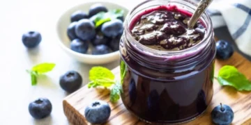 Џем од боровинки и црно чоколадо без шеќер и конзерванси