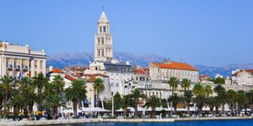 Сопственик нуди бесплатно користење на вила во Сплит во текот на цела година