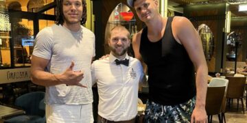 Јокиќ му покажа што е српска кафеана на НБА играчот Ерон Гордон