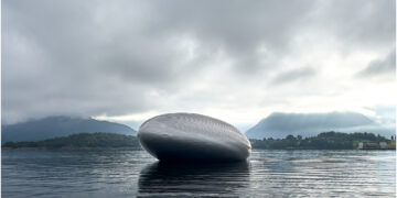 (Видео) Во Норвешка се отвори пловечки ресторан на кој може да се јаде и под вода