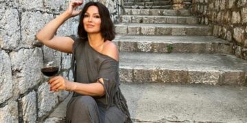 Нина Бадриќ: Колку е постара жената, толку е поповлечена, а мажите се пошармантни и смрдат на километар