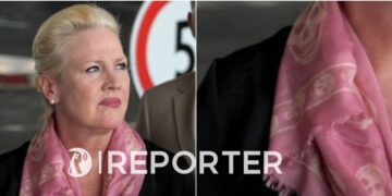 Амбасадорката Агелер со костурски глави околу вратот го негува готскиот стил