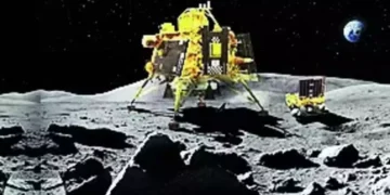 Индиската вселенска агенција ги објави првите фотографии и видео од Месечината по успешното слетување