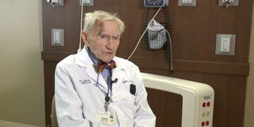 Најстариот активен лекар на светот откри како да го одржувате мозокот витален