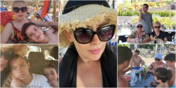 Цела фамилија на море: Ребека ужива со синовите и мајка си