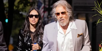 Ал Пачино се прошета со 54 години помладата девојка низ Менхетен