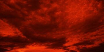 Нова студија открива кога човештвото ќе исчезне