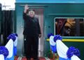 Во оклопниот воз на Ким Џонг Ун се служат француски вина и свеж јастог, но не може да оди побрзо од 50 км/час
