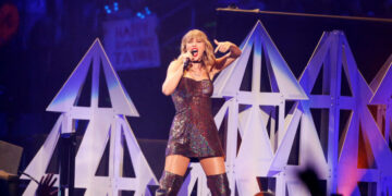 Тејлор Свифт најави документарен филм за нејзината турнеја