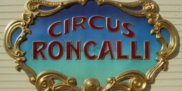 Германски циркус ги замени животните со холограми