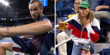 (Видео) Рускиот тенисер Медведев се расправаше со девојка во публиката на УС Опен, па таа му испрати бакнеж