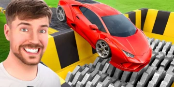 (Видео) Популарен јутјубер уништи Ламбурџини од 200.000 евра