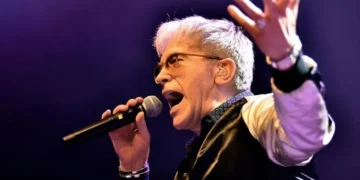 Владо Јаневски со концерт „Златни години“ во Македонска филхармонија