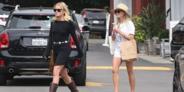 Ќерката на Рис Вутерспун проговори за борбата со анксиозноста: Имате целосно право да се чувствувате како што сакате, дури и ако на другите им изгледа чудно