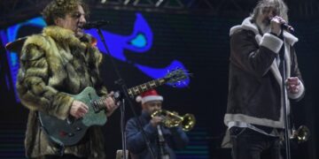 „Бијело дугме“ му свиреле на Тито цели 8 секунди: Кога ја слушна нашата музика, си ги покри ушите и не симнаа од сцена