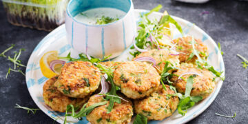 Рецепт за печени котлети со боранија и сусам