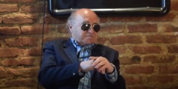 Почина македонскиот хуморист и сатиричар Војче Китановски