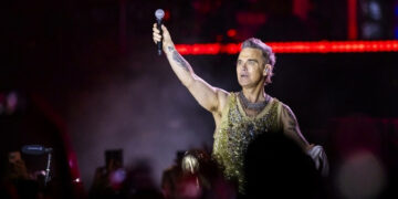 Почина 70-годишна жена на концерт на Роби Вилијамс