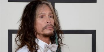 Уште една жена го обвини пејачот на Аеросмит за сексуална злоупотреба