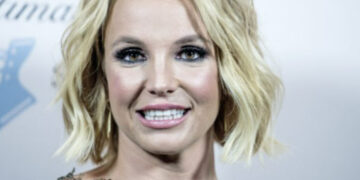 Бритни Спирс првпат во јавноста по објавувањето на мемоарите: беше во друштво на пријател