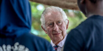 Кралот Чарлс го слави својот 75-ти роденден, почнува голема програма за борба против сиромаштијата