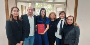 Пејачката Андријана Јаневска стана доктор на науки