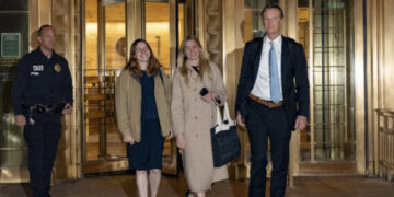 Продуцентската куќа на Роберт де Ниро прогласена за виновна за родова дискриминација