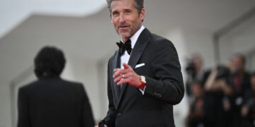 Прогласен најзгодниот маж на светот за оваа година