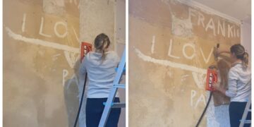 (Видео) Ги тргнала тапетите од ѕидот, па открила порака што расплака многумина