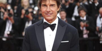 Том Круз изнајмил цел кат од ресторан за 25 години помлада Русинка: уживале на романтична вечера во Лондон