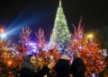 На плоштад во Киев светна новогодишната елка, Божиќ ќе се слави на 25 декември