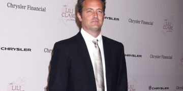 Близок пријател на Метју Пери тврди дека актерот никогаш не престанал да се дрогира