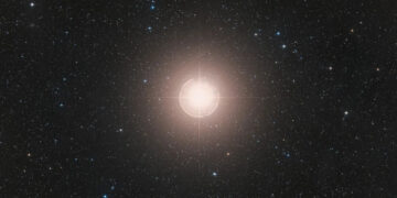 Во понеделник погледнете кон небото – ќе се случи феномен што се гледа само еднаш во животот