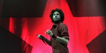 „Rage Against the Machine“ се распадна по трет пат, ја откажаа турнејата