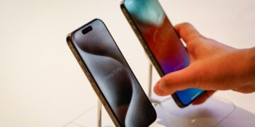 „Епл“ го престигна „Самсунг“, стана најголемиот светски производител на телефони